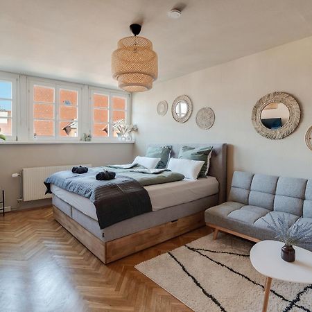 Boho Design Studio By Hero Homes - Top Lage Im Historischen Zentrum - Self-Check-In & Aircon Graz Extérieur photo