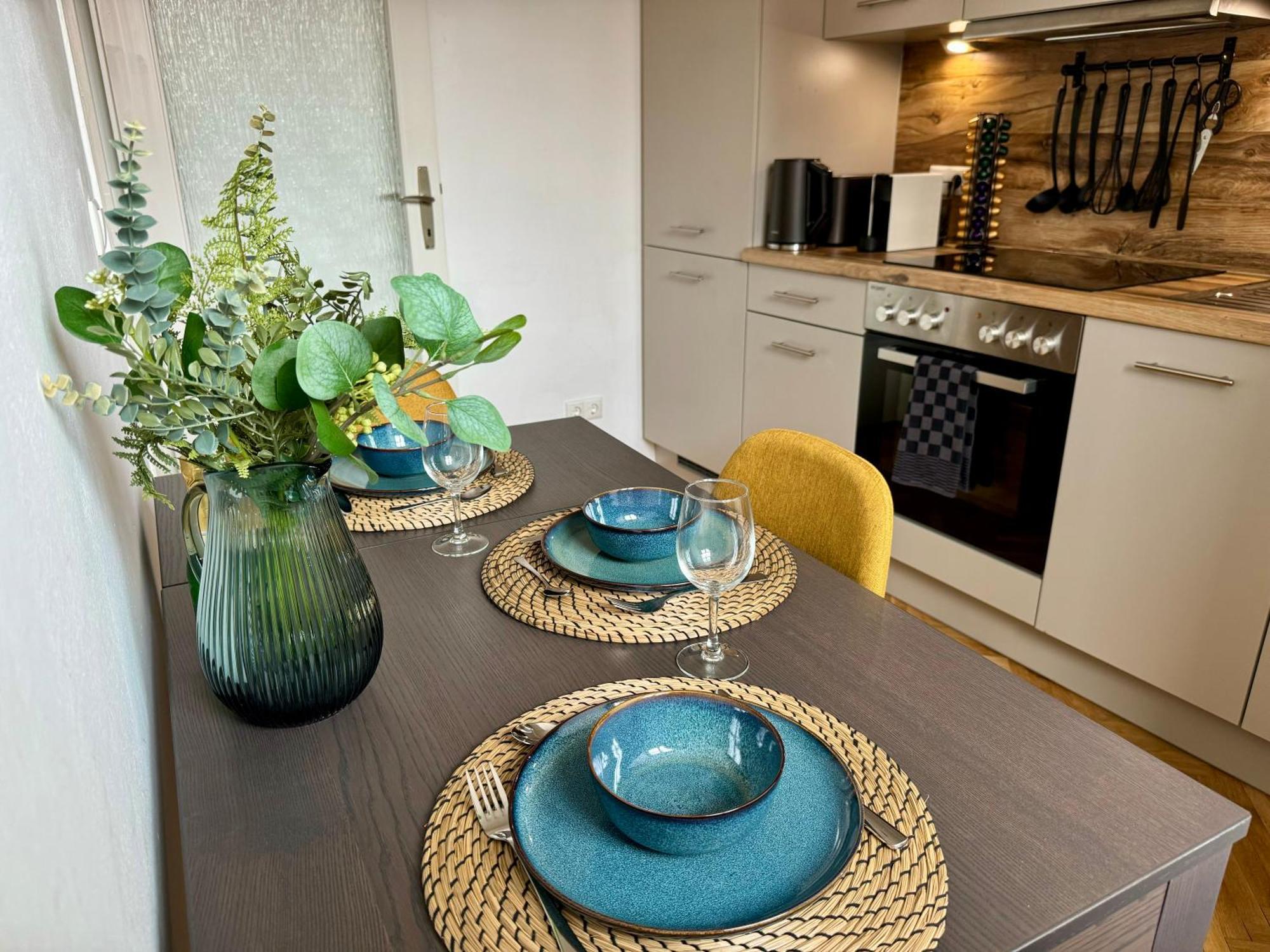 Boho Design Studio By Hero Homes - Top Lage Im Historischen Zentrum - Self-Check-In & Aircon Graz Extérieur photo