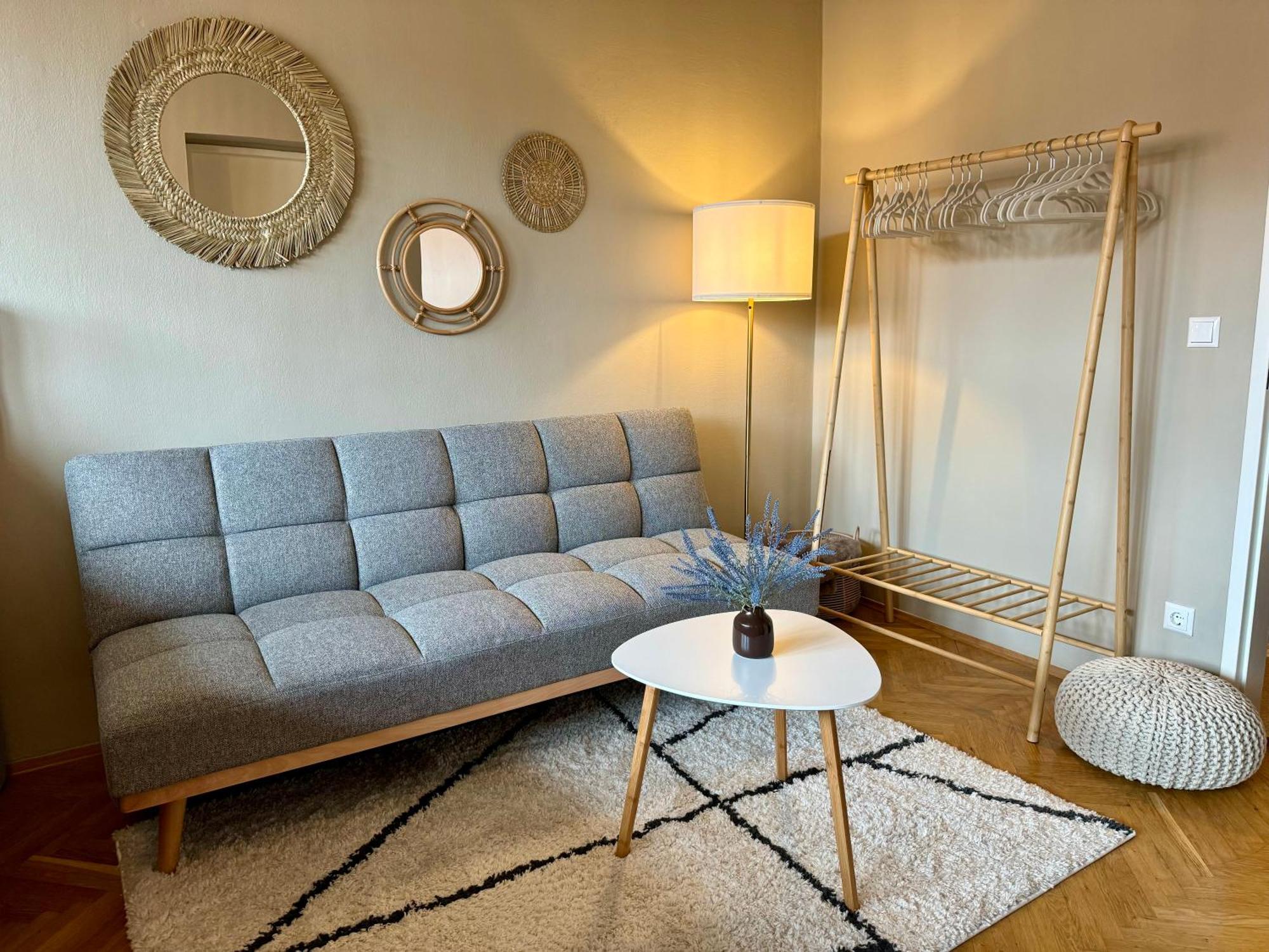 Boho Design Studio By Hero Homes - Top Lage Im Historischen Zentrum - Self-Check-In & Aircon Graz Extérieur photo