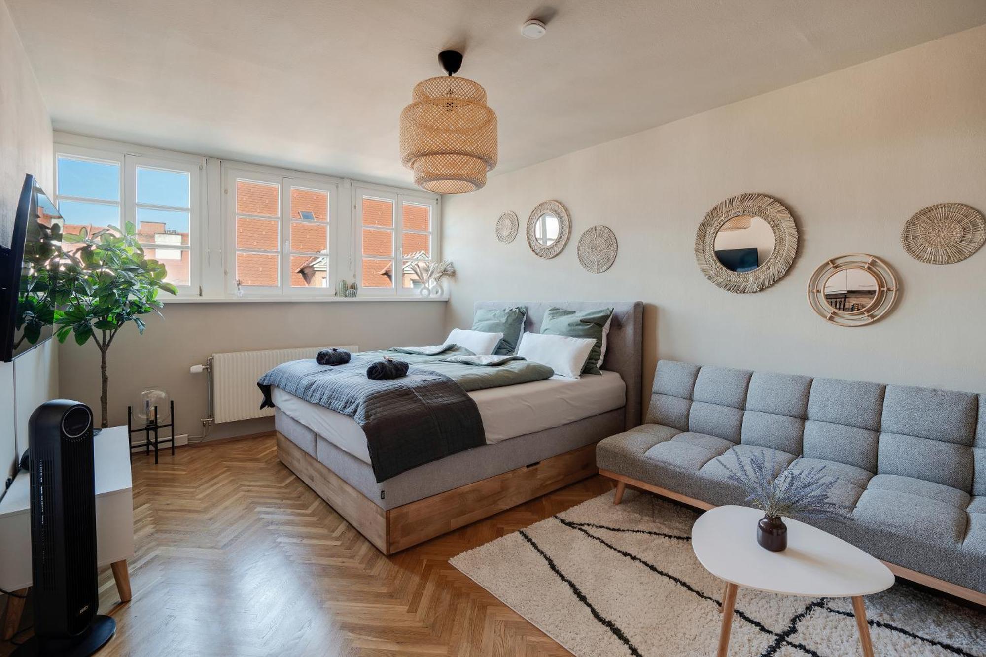 Boho Design Studio By Hero Homes - Top Lage Im Historischen Zentrum - Self-Check-In & Aircon Graz Extérieur photo