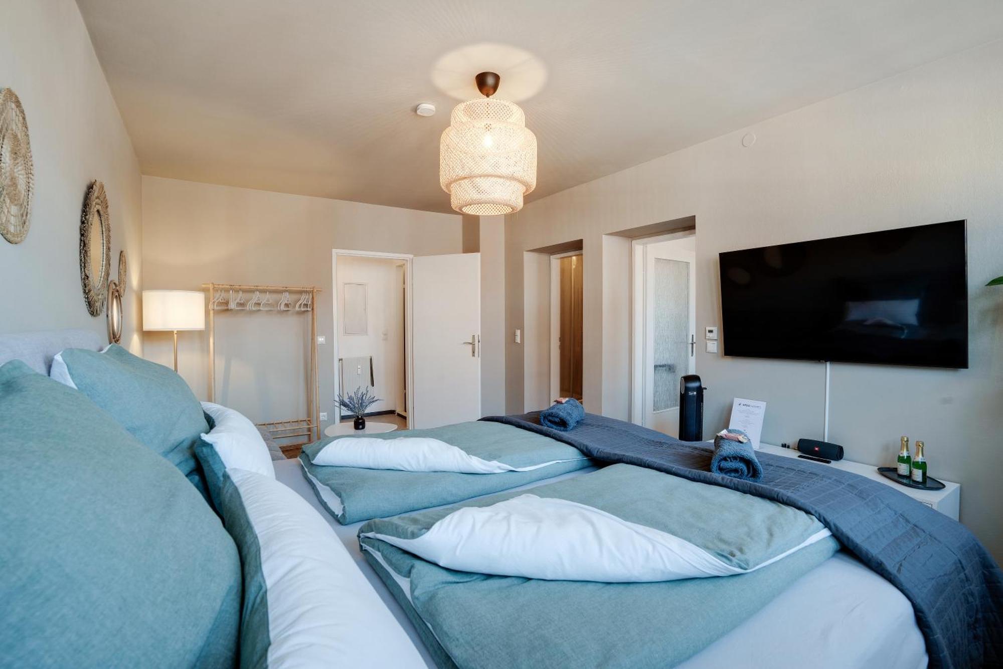 Boho Design Studio By Hero Homes - Top Lage Im Historischen Zentrum - Self-Check-In & Aircon Graz Extérieur photo